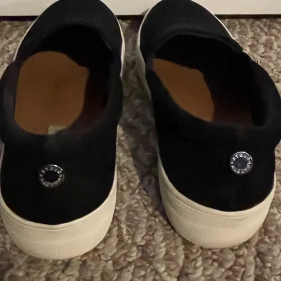 Steve Madden Black Slip-On Athletic Shoes - Picture 2 of 4